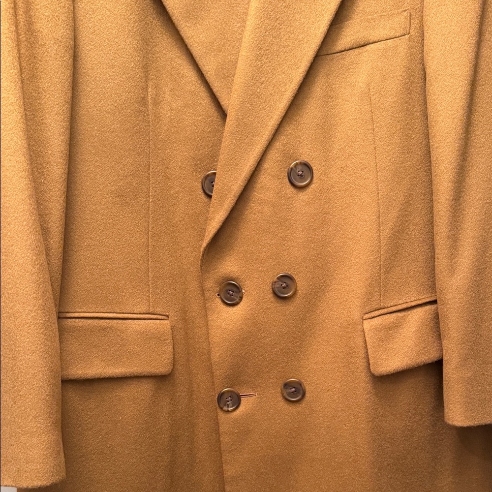 Brooks Brothers Men's Camel Double-Breasted Trench Coat - Picture 4 of 7